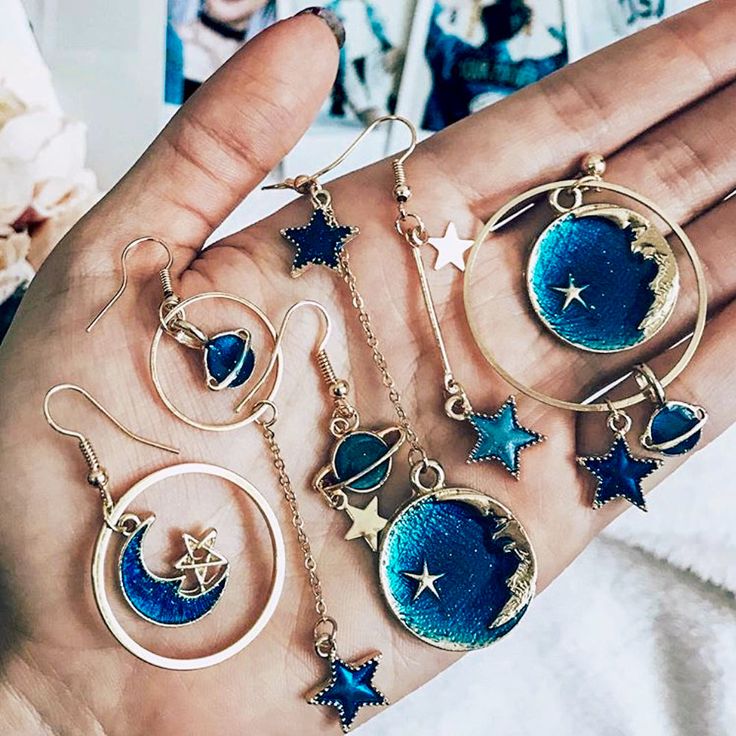 Saturn Planet Earrings – Why Are They Trendy